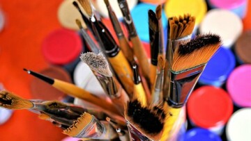 brush 2847613 340